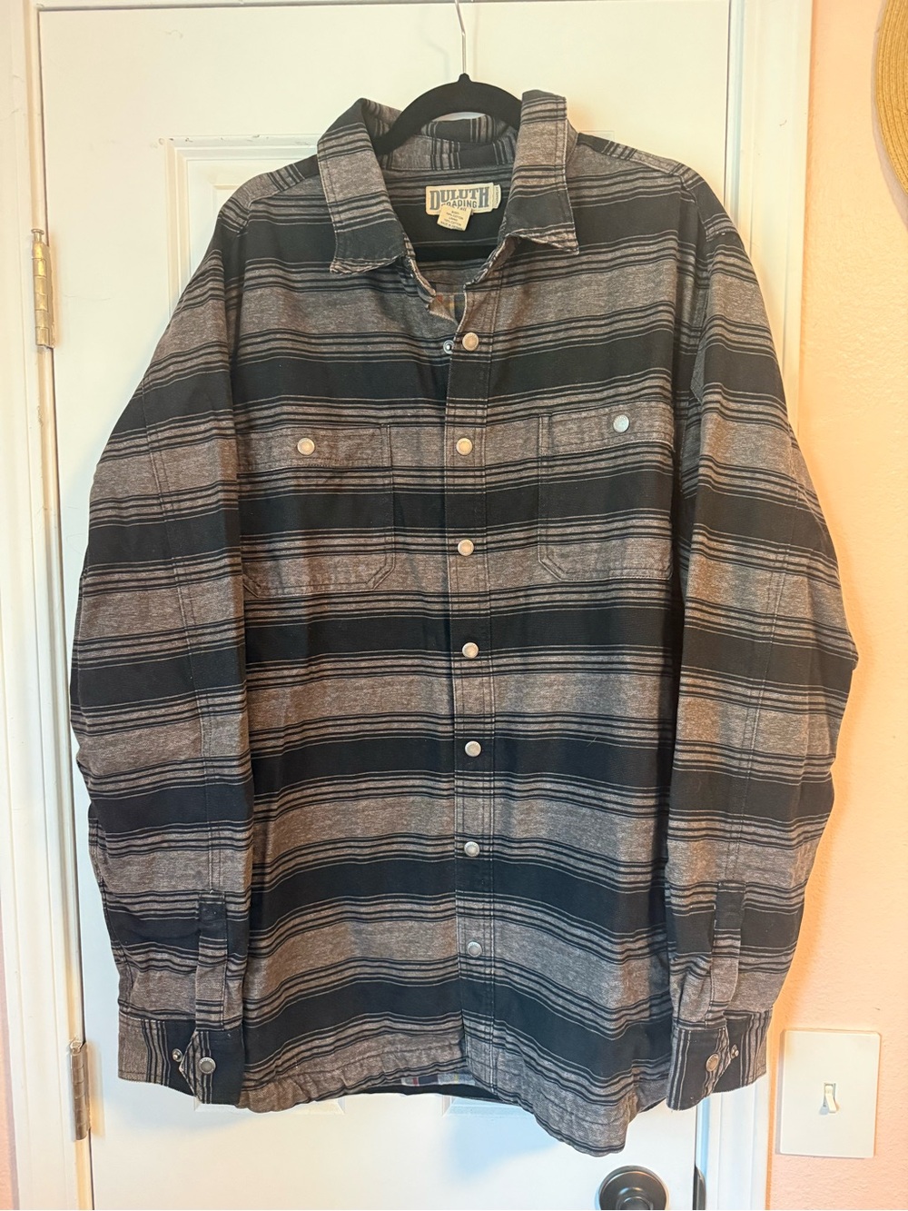 Duluth Trading Co Men's Black & Gray Striped Button-Up Jacket XL Tall